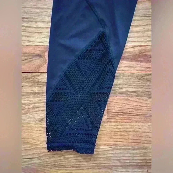 Sam Edelman lace insert leggings Size Large - Picture 3 of 3